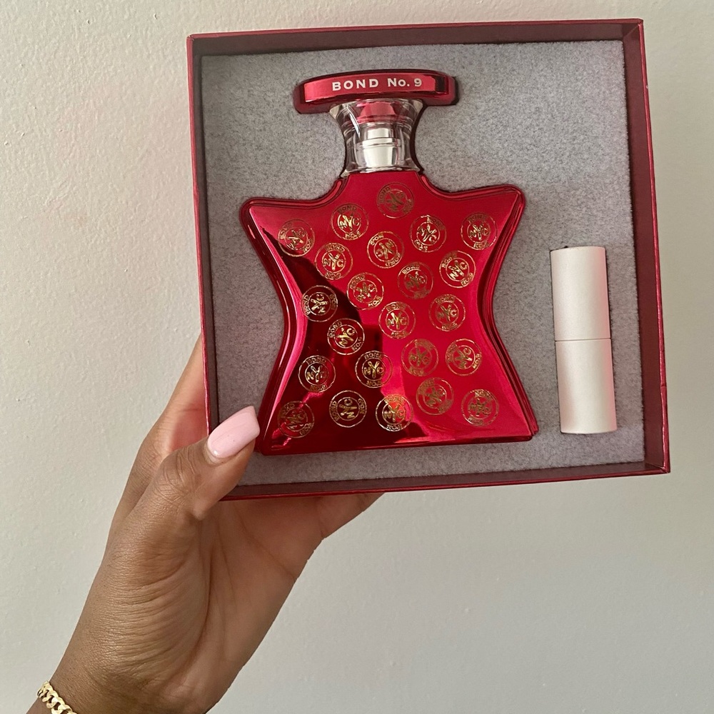 Bond No. 9 perfume